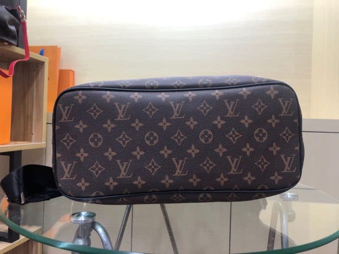 ルイヴィトンバッグコピー 大人気2020新品 Louis Vuitton 男女兼用 バックパック - 画像 (6)