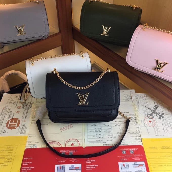 ルイヴィトンバッグコピー 定番人気2020新品 Louis Vuitton レディース ショルダーバッグ