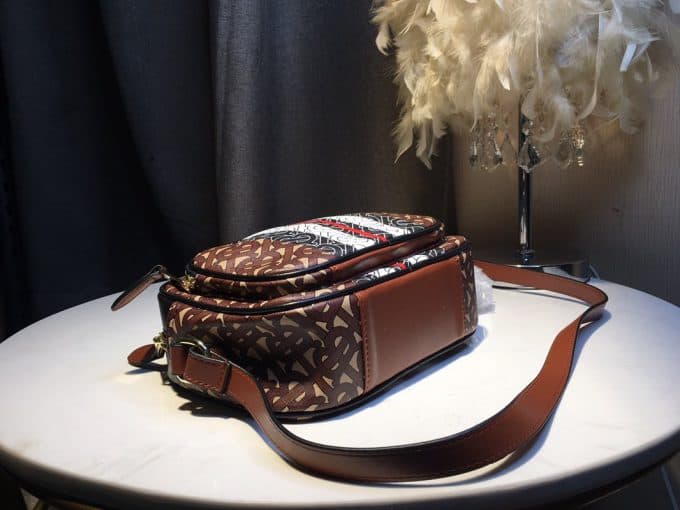 2019大人気爆発バーバリー(BURBERRY)☆レディース ショルダーバッグコピー☆人気商品今流行り欠かせない存在☆★ - 画像 (7)