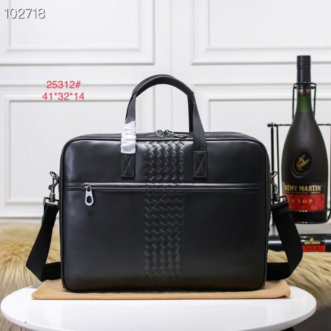 ボッテガヴェネタバッグコピー 2021新品注目度NO.1 Bottega Veneta メンズ ブリーフケース
