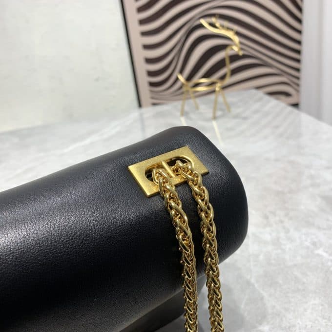 ヴァレンティノバッグコピー 2022新品注目度NO.1 Valentino レディース ショルダーバッグ - 画像 (5)