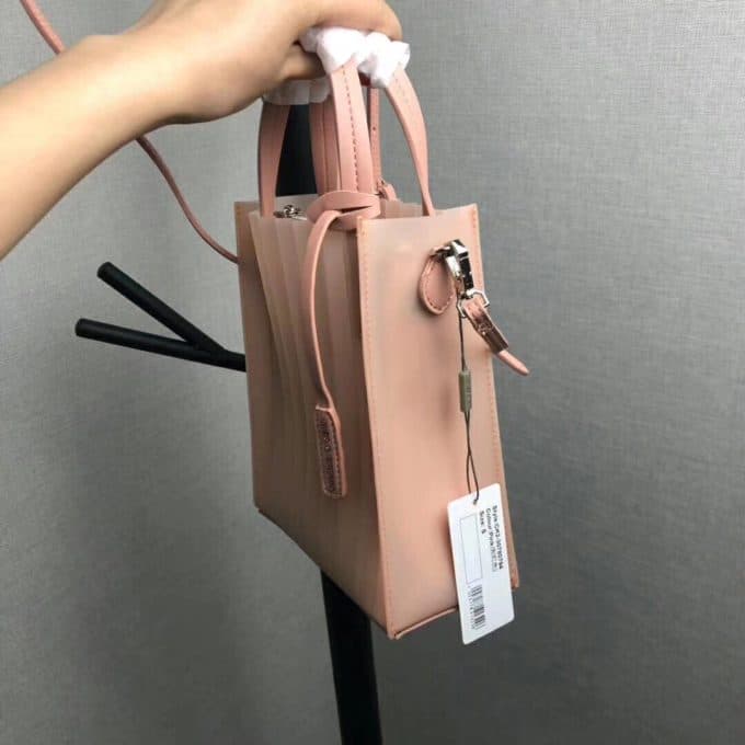 2019秋冬新作☆超売れ筋ミュウミュウ(MIUMIU)☆ ハンドバックコピー☆特別価格にて販売!!今一番流行っている人気アイテム!! - 画像 (5)