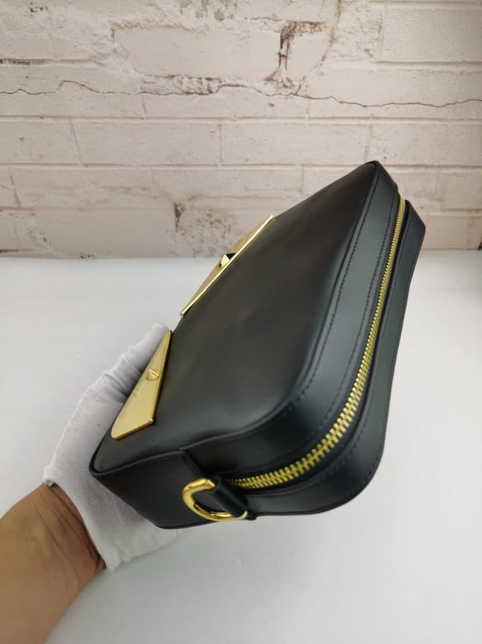 フェンディバッグコピー 定番人気2021新品 FENDI メンズ ショルダーバッグ - 画像 (4)