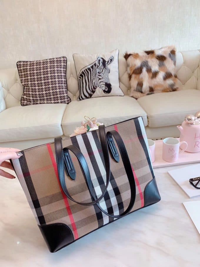2019新作超売れ筋バーバリー(BURBERRY)☆レディース トートバッグコピー☆効果抜群♪視線を独り占める!! - 画像 (4)