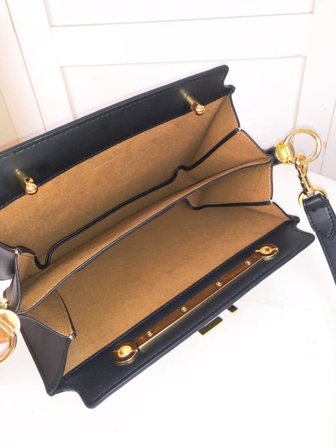 フェンディバッグコピー 定番人気2022新品 FENDI レディース ショルダーバッグ - 画像 (9)