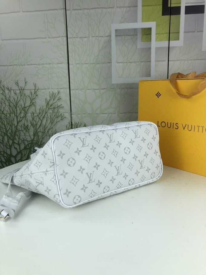ルイヴィトンバッグコピー 2020新品注目度NO.1 Louis Vuitton レディース トートバッグ - 画像 (4)