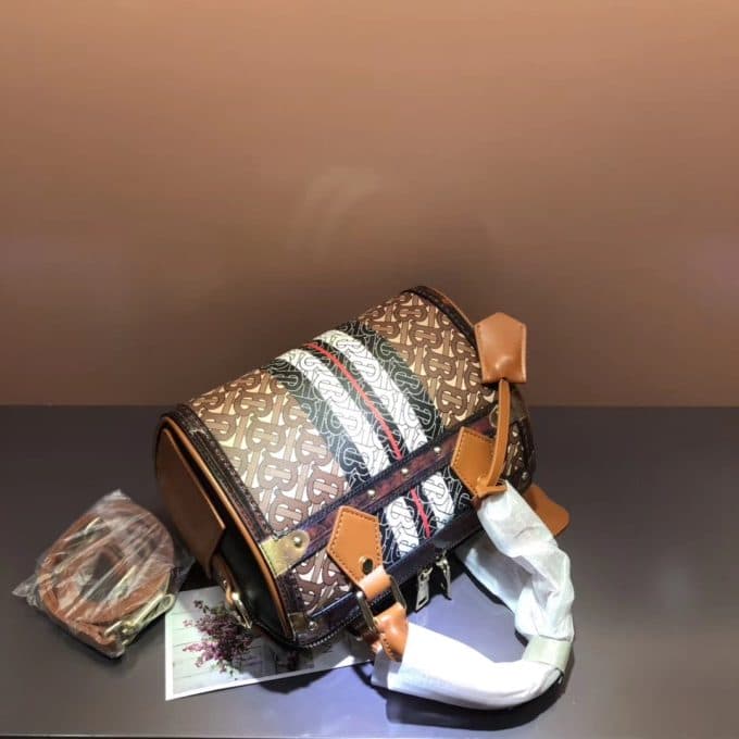 2019新作超売れ筋バーバリー(BURBERRY)☆レディース ハンドバックコピー☆効果抜群♪視線を独り占める!! - 画像 (6)