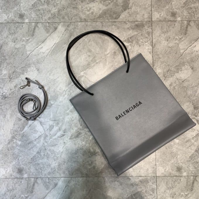 高品質 バレンシアガバッグコピー 定番人気2021新品 BALENCIAGA 男女兼用 トートバッグ