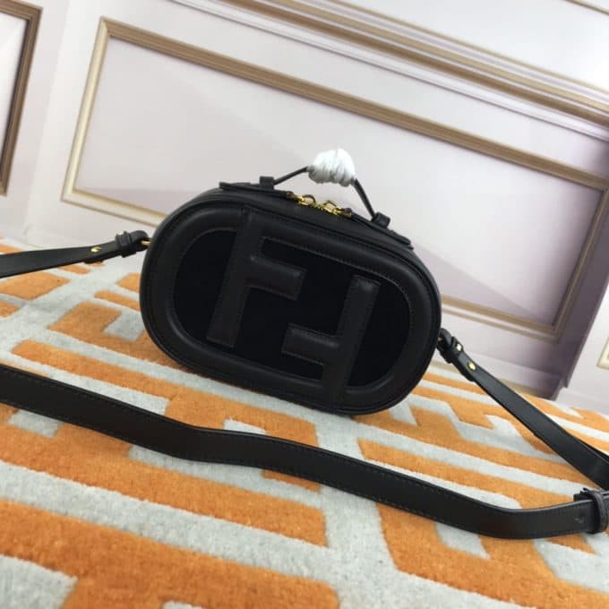フェンディバッグコピー 2022新品注目度NO.1 FENDI レディース ショルダーバッグ