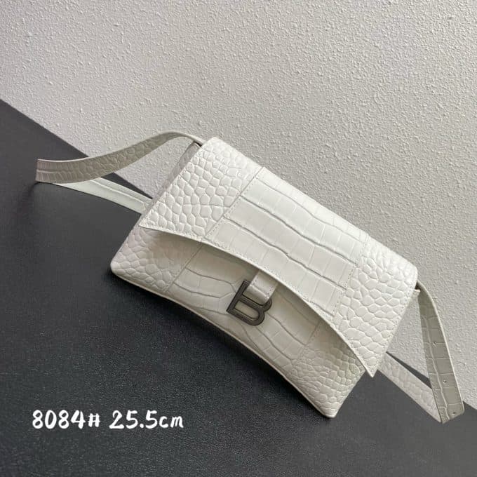 バレンシアガバッグコピー 2022新品注目度NO.1 BALENCIAGAレディース ショルダーバッグ