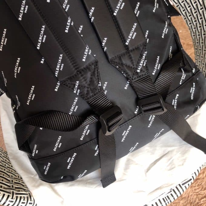 バレンシアガバッグコピー 大人気2021新品 BALENCIAGA 男女兼用 バックパック - 画像 (4)