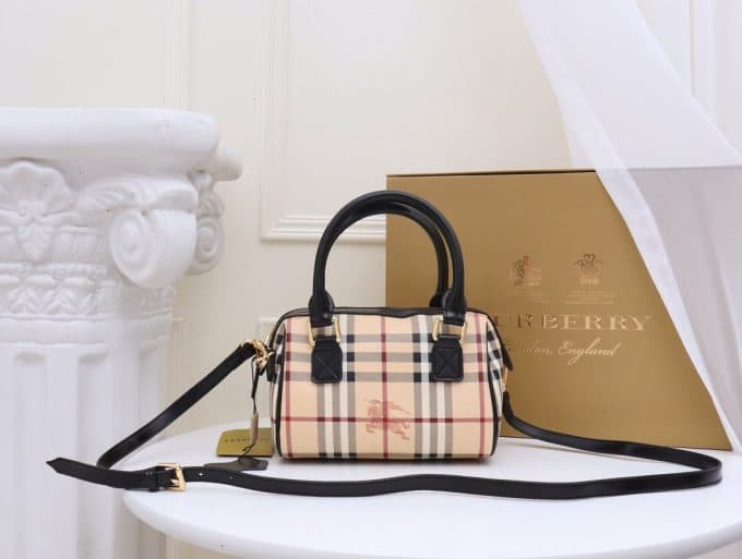 2019秋冬新作☆超売れ筋バーバリー(BURBERRY)☆レディース ハンドバックコピー☆特別価格にて販売!!今一番流行っている人気アイテム!!