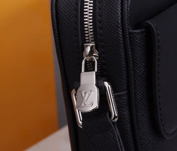 ルイヴィトンバッグコピー 定番人気2021新品 Louis Vuitton メンズ ショルダーバッグ - 画像 (7)