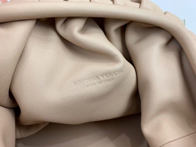 2019秋冬高品質ボッテガヴェネタ(Bottega Veneta)☆レディースセカンドバッグコピー☆数量限定発表！お見逃しなく！ - 画像 (8)
