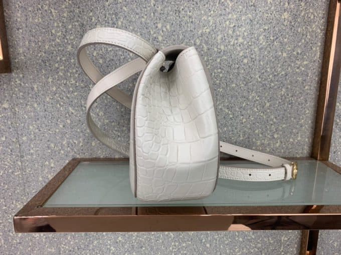 2019秋冬大人気ボッテガヴェネタ(Bottega Veneta)☆レディース ショルダーバッグコピー☆絶品定番商品!今から活躍!絶賛発売中！♪♪ - 画像 (3)