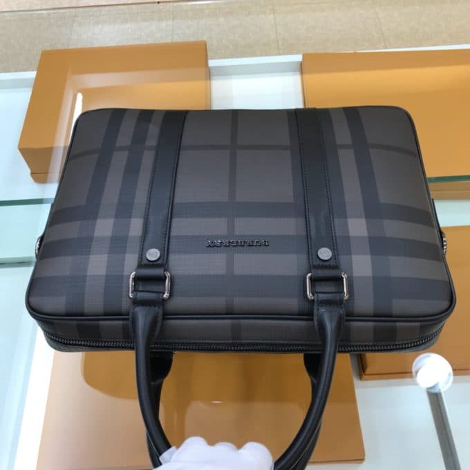 バーバリーバッグコピー 2021新品注目度NO.1 BURBERRY メンズ ブリーフケース - 画像 (5)