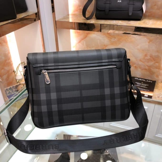 バーバリーバッグコピー 2021新品注目度NO.1 BURBERRY メンズ ショルダーバッグ - 画像 (2)