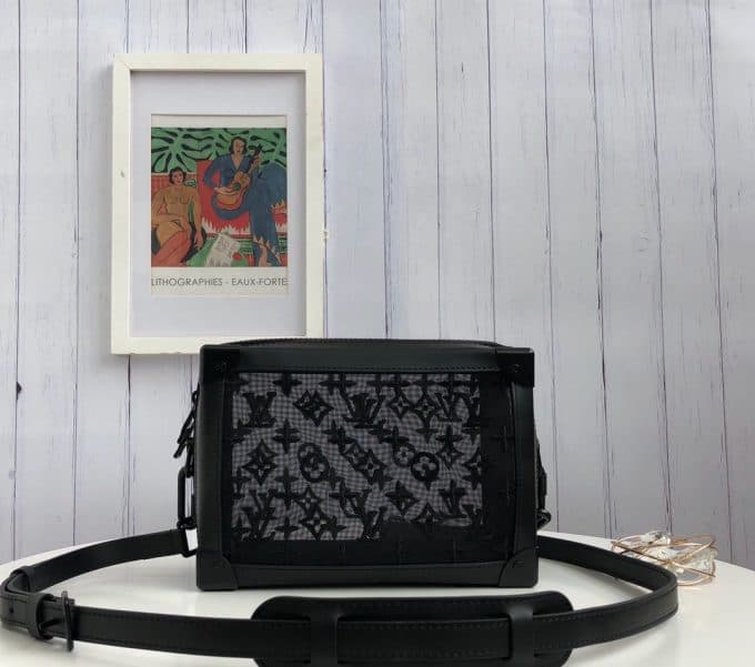 高品質ルイヴィトンバッグコピー 2021新品注目度NO.1 Louis Vuitton メンズ ショルダーバッグ