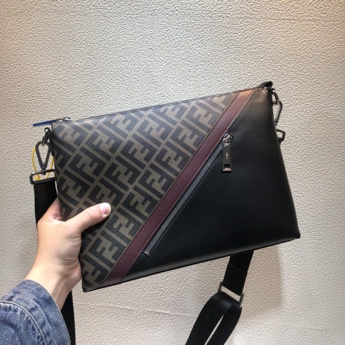 フェンディバッグコピー 2021新品注目度NO.1 FENDI メンズ ショルダーバッグ - 画像 (3)