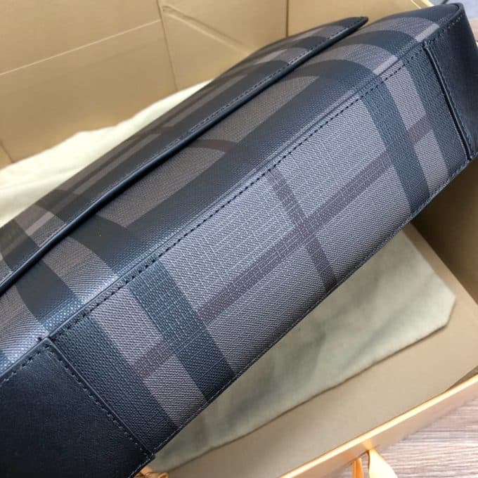 バーバリーバッグコピー 大人気2021新品 BURBERRY メンズ ショルダーバッグ - 画像 (5)