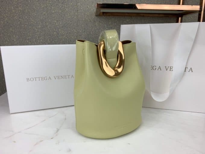 2019秋冬定番商品ボッテガヴェネタ(Bottega Veneta)☆レディース バケツバッグコピー☆爆発人気商品!数量限定発表★♫♪ - 画像 (3)