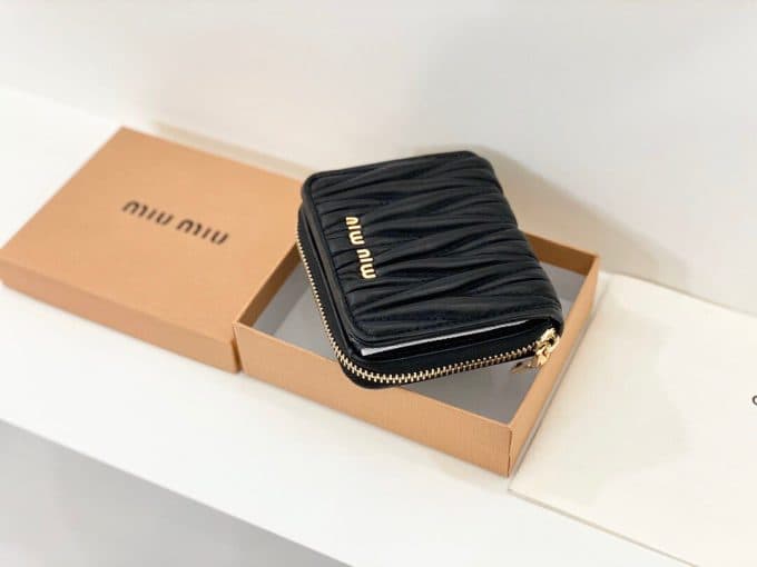 ミュウミュウ財布コピー 2021新品注目度NO.1 MIUMIU レディース 財布 - 画像 (9)