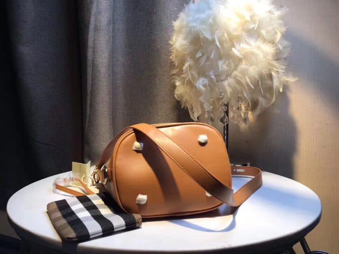 2019秋冬定番商品バーバリー(BURBERRY)☆レディース バケツバッグコピー☆爆発人気商品!数量限定発表★♫♪ - 画像 (7)