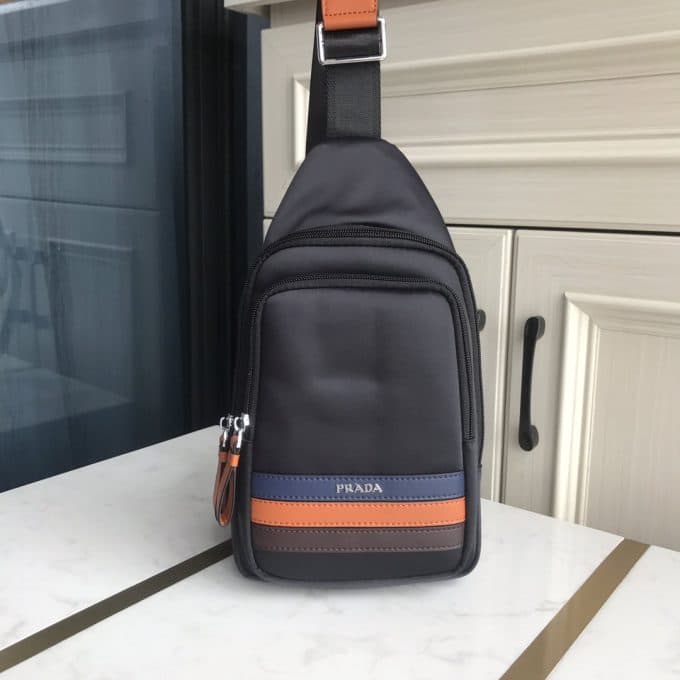 プラダバッグコピー 大人気2021新品 PRADA メンズ ボディバッグ