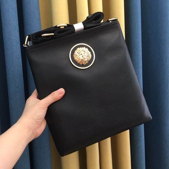 ヴェルサーチェバッグコピー 大人気2021新品 VERSACE メンズ ショルダーバッグ