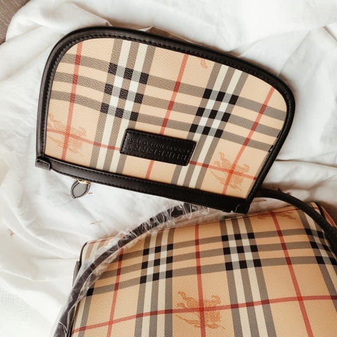 2019秋冬定番商品バーバリー(BURBERRY)☆レディース トートバッグコピー☆爆発人気商品!数量限定発表★♫♪ - 画像 (9)