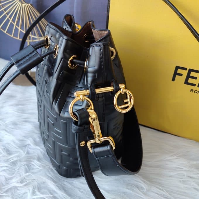 フェンディバッグコピー 定番人気2022新品 FENDI レディース バケツバッグ - 画像 (6)