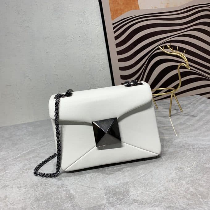 ヴァレンティノバッグコピー 大人気2022新品 Valentino レディース ショルダーバッグ