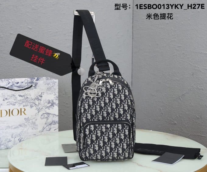 ディオールバッグコピー 定番人気2021新品 Dior メンズ ボディバッグ