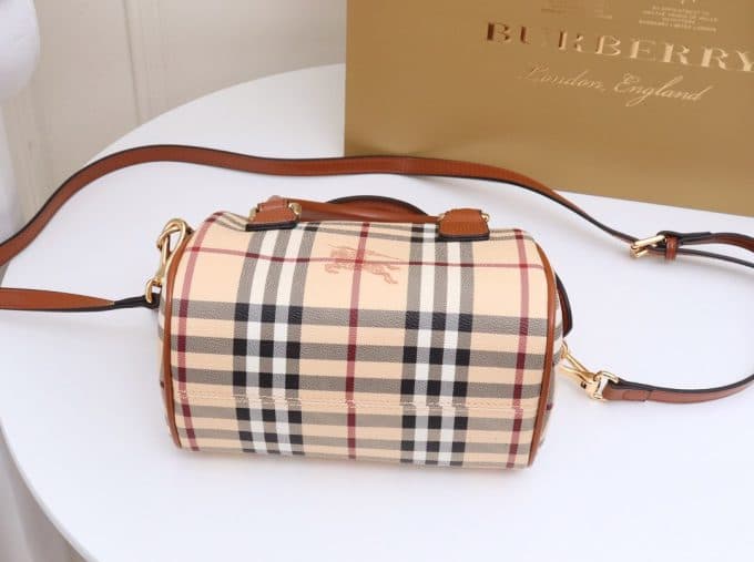 2019秋冬新作☆超売れ筋バーバリー(BURBERRY)☆レディース ハンドバックコピー☆特別価格にて販売!!今一番流行っている人気アイテム!! - 画像 (5)