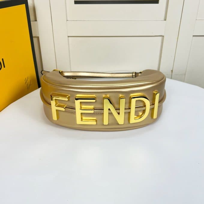 フェンディバッグコピー 2022新品注目度NO.1 FENDI レディース ハンドバッグ - 画像 (2)