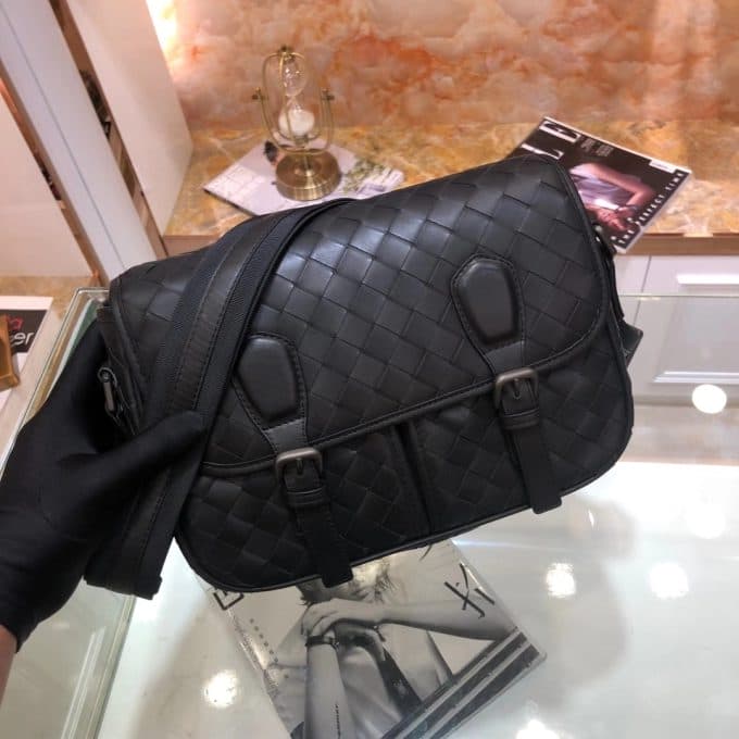 高品質ボッテガヴェネタバッグコピー 定番人気2021新品 Bottega Veneta メンズ ショルダーバッグ - 画像 (4)