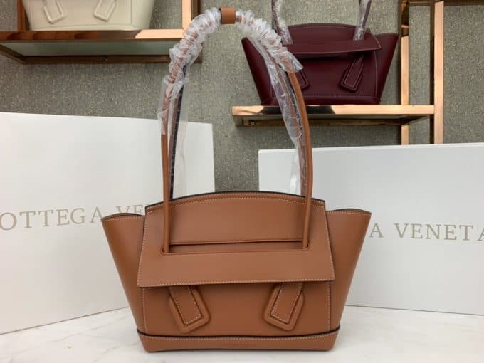 2019秋冬高品質ボッテガヴェネタ(Bottega Veneta)☆レディース ハンドバックコピー☆気持ちの良い触り心地♪相性抜群！