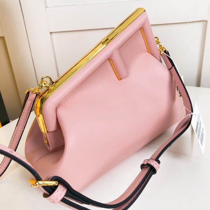 フェンディバッグコピー 定番人気2022新品 FENDI レディース ショルダーバッグ - 画像 (3)