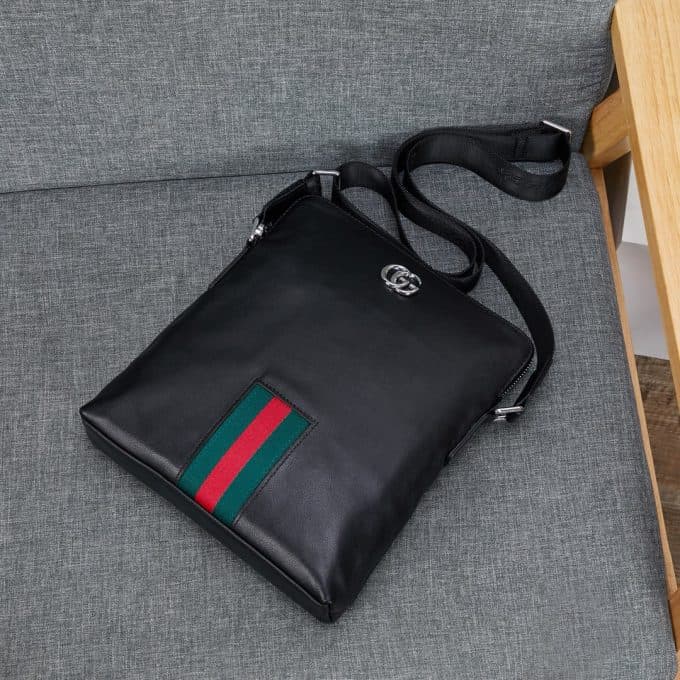 グッチバッグコピー 2021新品注目度NO.1 GUCCI メンズ ショルダーバッグ - 画像 (3)