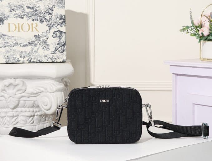 ディオールバッグコピー 定番人気2020新品 Dior 男女兼用 ショルダーバッグ