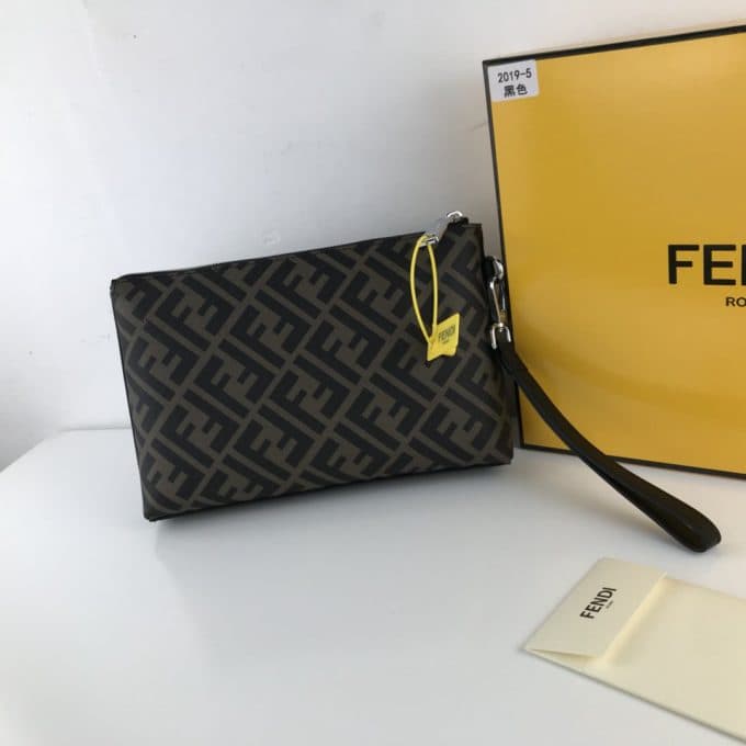フェンディバッグコピー 2021新品注目度NO.1 FENDI メンズ セカンドバッグ - 画像 (3)