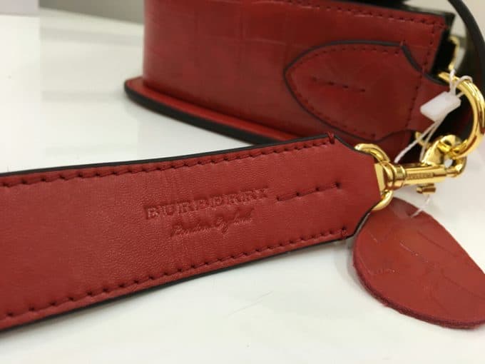 2019人気新作バーバリー(BURBERRY)☆レディース ショルダーバッグコピー☆どんなアイテムとも相性がいい！絶賛発売中！！ - 画像 (4)