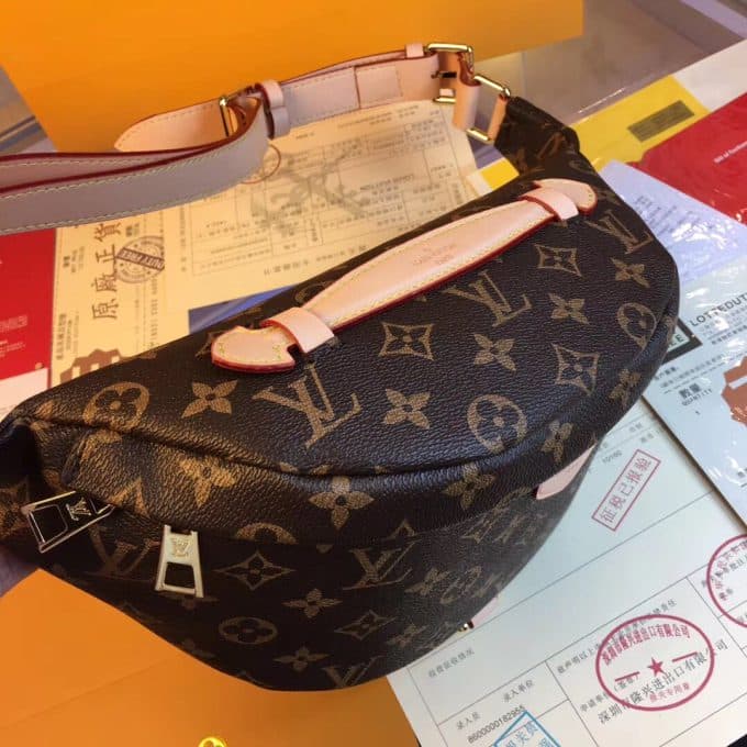 ルイヴィトンバッグコピー 定番人気2020新品 Louis Vuitton レディース ウエストポーチ - 画像 (4)