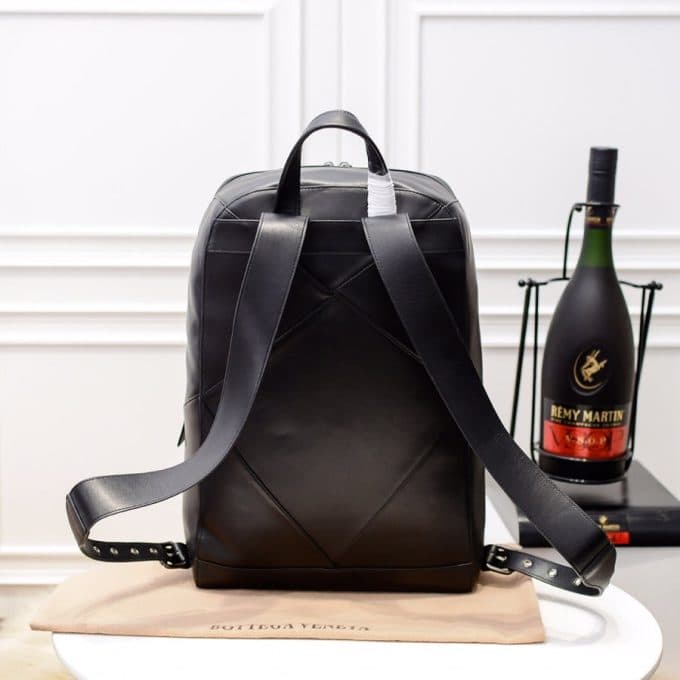 ボッテガヴェネタバッグコピー 定番人気2021新品 Bottega Veneta 男女兼用 バックパック - 画像 (3)