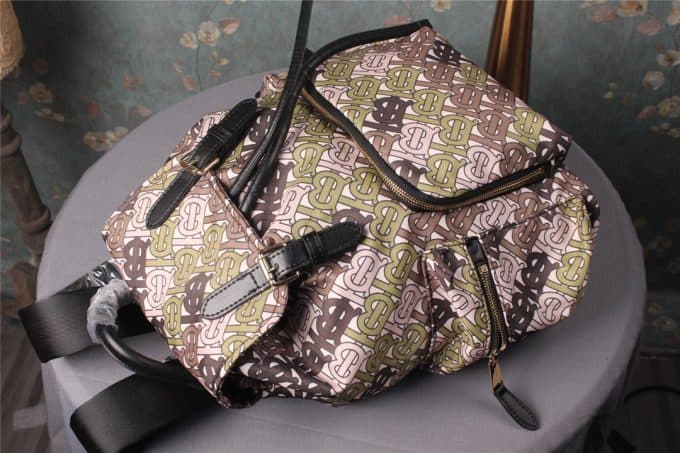 2019大人気爆発バーバリー(BURBERRY)☆レディース バックパックコピー☆人気商品今流行り欠かせない存在☆★ - 画像 (5)