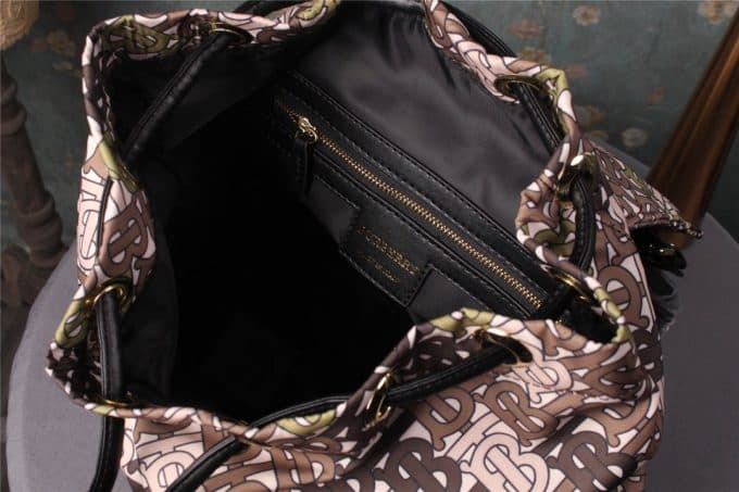 2019大人気爆発バーバリー(BURBERRY)☆レディース バックパックコピー☆人気商品今流行り欠かせない存在☆★ - 画像 (8)