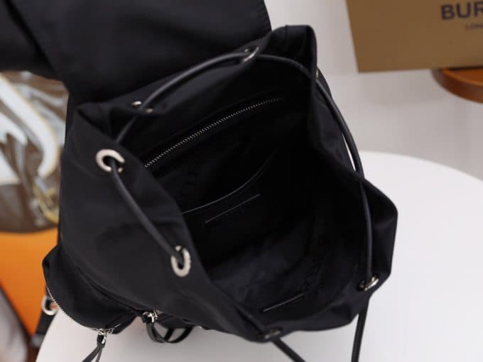 バーバリーバッグコピー 2021新品注目度NO.1 BURBERRY 男女兼用 バックパック - 画像 (9)