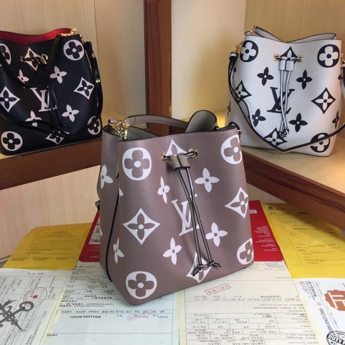 ルイヴィトンバッグコピー 2020新品注目度NO.1 Louis Vuitton レディース バケツバッグ - 画像 (4)