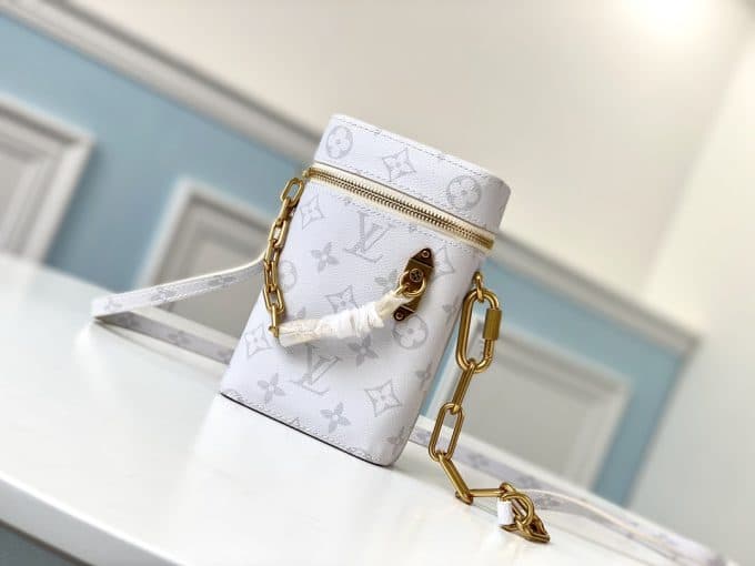 高品質ルイヴィトンバッグコピー 2021新品注目度NO.1 Louis Vuitton メンズ ショルダーバッグ