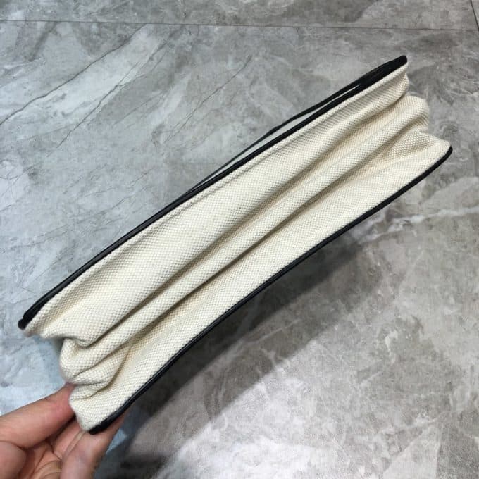 高品質 バレンシアガバッグコピー 定番人気2021新品 BALENCIAGA 男女兼用 セカンドバッグ - 画像 (4)